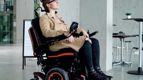 Akülü Tekerlekli Sandalye Almadan Önce Bilmeniz Gereken Detaylar