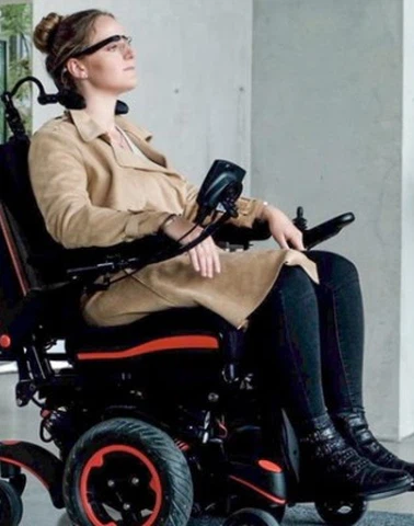 Akülü Tekerlekli Sandalye Almadan Önce Bilmeniz Gereken Detaylar