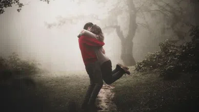 Aşk Sözleri Sevgilinizi Kalbinden Vuracak Romantik Sözler