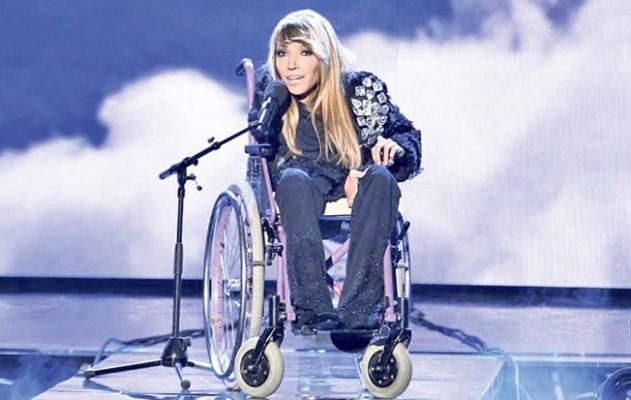 Eurovision'da Rusya'yı Tekerlekli sandalye kullanan Samoylova temsil edecek